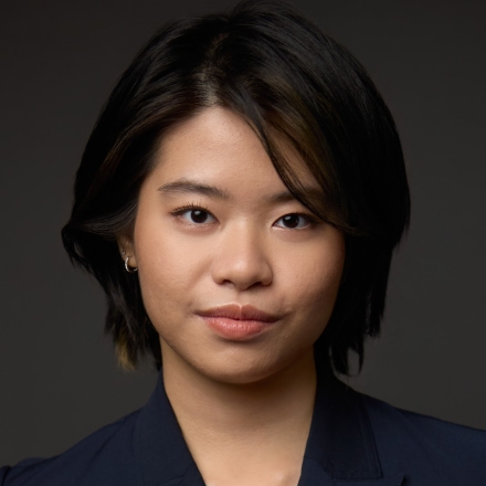 Sabrina Hou (Twinkle)